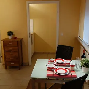 Apart - Business 2* Norimberga